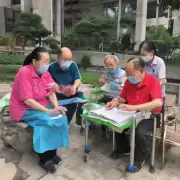 什么是肇庆市政府出台的老年人关爱政策和措施呢？