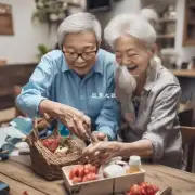 为了解决养老服务短缺问题如何探索新型养老模式并提高养老产业附加值?